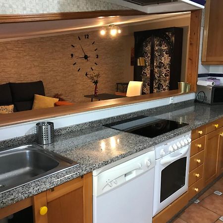 Apartamento Con Amplia Terraza Cerca Del Hospital Clinico Santiago de Compostela Ngoại thất bức ảnh